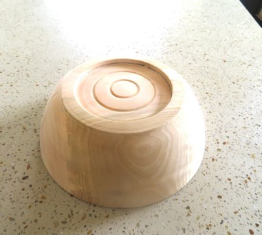 The bottom of the finished bowl